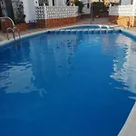 Mi Casita En Con Piscina Comunitaria Y Barbacoa Privada Torrevieja