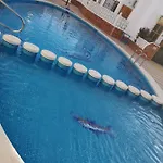 Mi Casita En Con Piscina Comunitaria Y Barbacoa Privada Feriehus Torrevieja