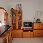 Mi Casita En Con Piscina Comunitaria Y Barbacoa Privada Holiday home Torrevieja