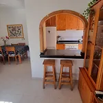 Mi Casita En Con Piscina Comunitaria Y Barbacoa Privada *