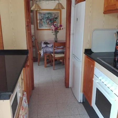 Mi Casita En Con Piscina Comunitaria Y Barbacoa Privada