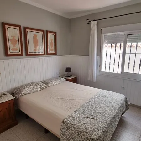 Mi Casita En Con Piscina Y Barbacoa Holiday home Torrevieja